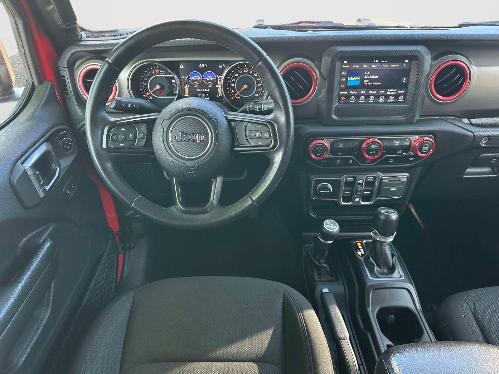Used 2018 Jeep Wrangler Unlimited Sport S AWD/4WD image 8
