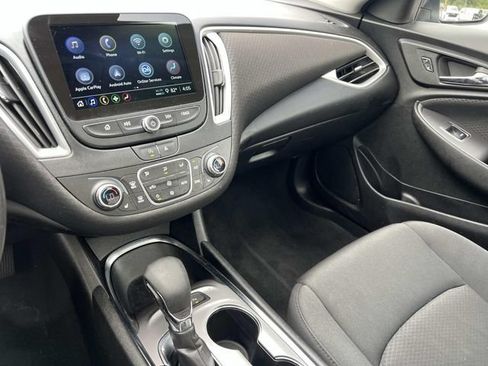 Used 2024 Chevrolet Malibu LT FWD image 28