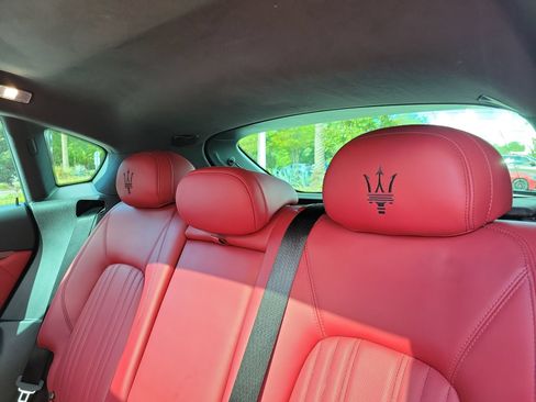 Used 2022 Maserati Levante GT AWD/4WD image 20