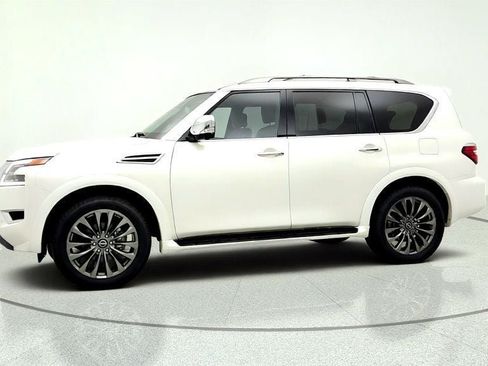Used 2024 Nissan Armada Platinum w/ Captain's Chairs Package RWD image 8