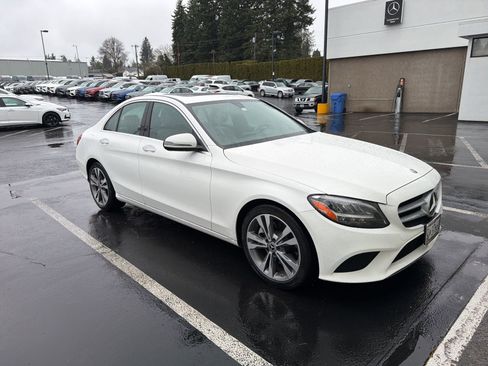 Used 2021 Mercedes-Benz C 300 Sedan image 8
