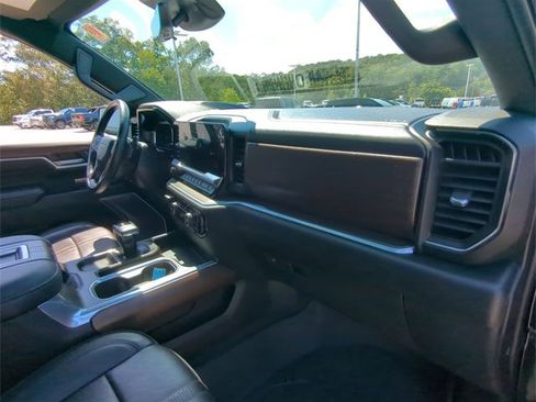 Certified 2022 Chevrolet Silverado 1500 High Country w/ High Country Premium Package image 29