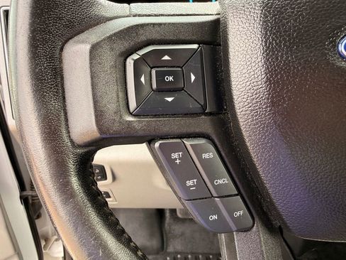 Used 2018 Ford F150 XLT w/ Equipment Group 302A Luxury AWD/4WD image 21