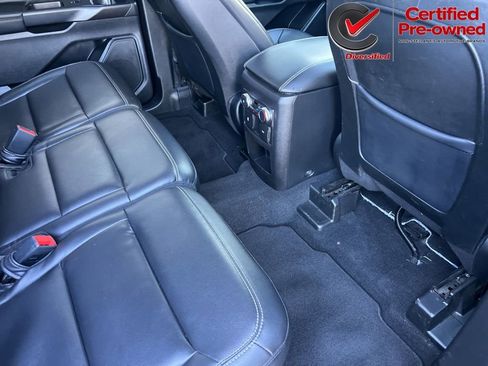 Used 2020 Ford Explorer XLT w/ Equipment Group 202A RWD image 28