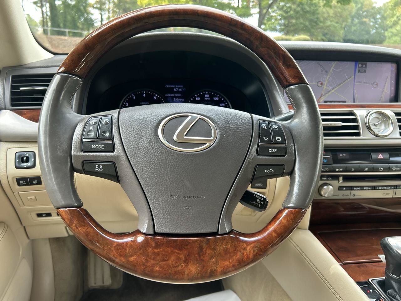Used 2017 Lexus LS 460 w/ Comfort Package RWD image 28