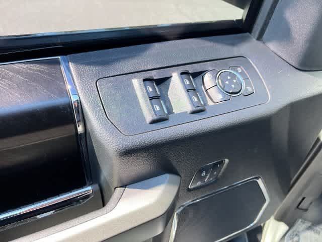 Used 2020 Ford F150 Platinum w/ Equipment Group 701A Luxury AWD/4WD image 33