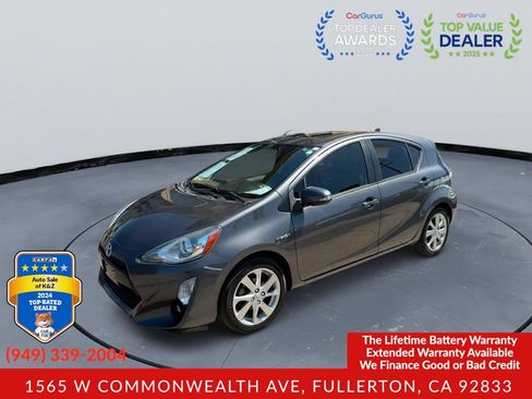 Used 2016 Toyota Prius C Four FWD image 3