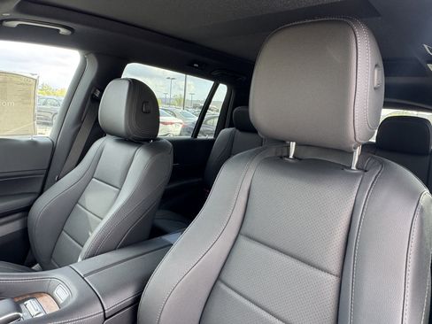New 2025 Mercedes-Benz GLS 450 4MATIC image 19
