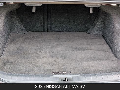 Used 2025 Nissan Altima 2.5 SV FWD image 20