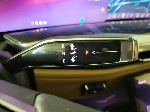 New 2025 Cadillac Escalade IQ Luxury 2 image 23