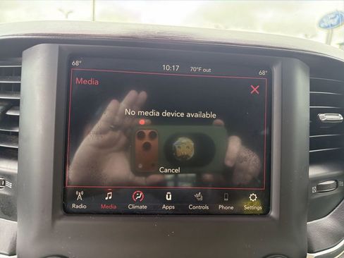 Used 2019 RAM 1500 Laramie AWD/4WD image 22