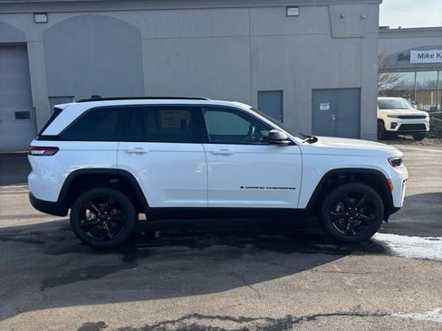 New 2026 Jeep Grand Cherokee Limited image 4