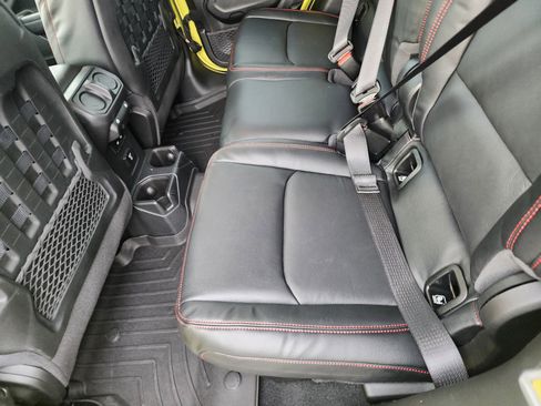 Used 2023 Jeep Gladiator Rubicon w/ LED Lighting Group image 14