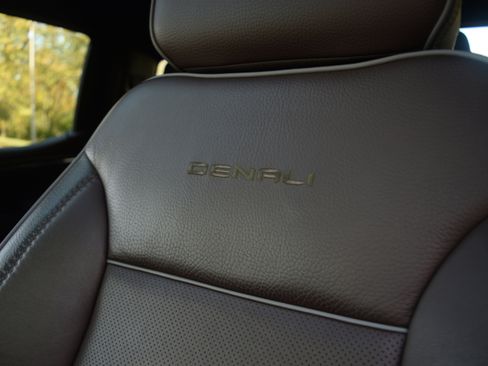 Used 2023 GMC Sierra 1500 Denali w/ Denali Reserve Package image 20