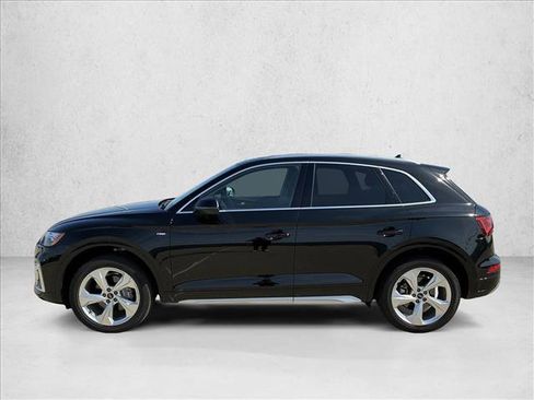 Used 2023 Audi Q5 2.0T Premium Plus w/ Premium Plus Package AWD/4WD image 8