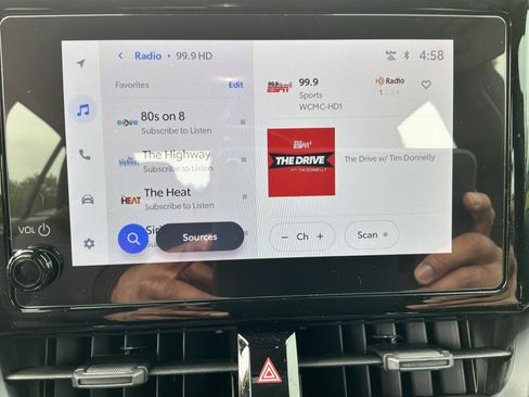 Used 2025 Toyota Corolla LE FWD image 23