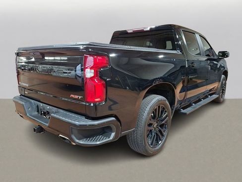 Used 2021 Chevrolet Silverado 1500 RST w/ Z71 Off-Road Package AWD/4WD image 4