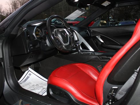 Used 2015 Chevrolet Corvette Stingray Coupe image 13