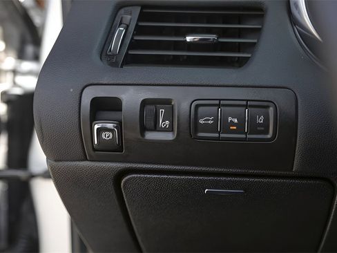 Used 2020 Chevrolet Impala Premier w/ Premier Confidence Package image 14