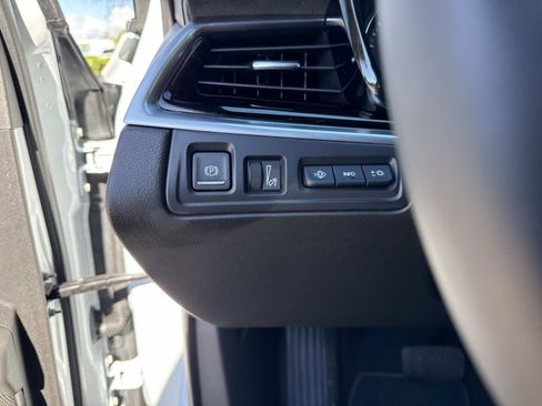 New 2025 Cadillac XT6 Premium Luxury w/ Platinum Package image 31