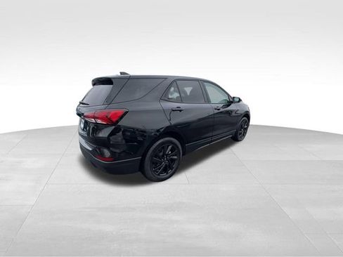 Used 2024 Chevrolet Equinox LS w/ LS Convenience Package AWD/4WD image 11