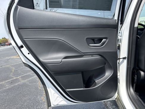 New 2026 Hyundai Kona Limited FWD image 21