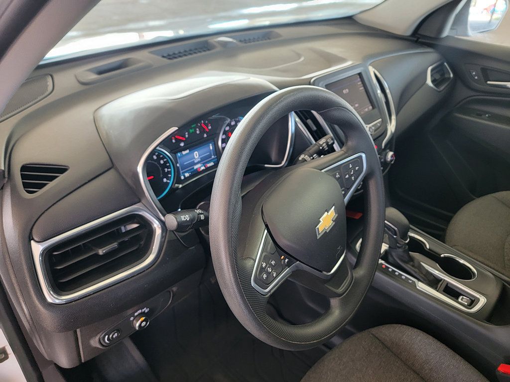 Used 2023 Chevrolet Equinox LT w/ LPO, Floor Liner Package AWD/4WD image 13