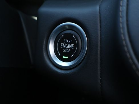 Used 2022 Chevrolet Tahoe High Country w/ Premium Package AWD/4WD image 21