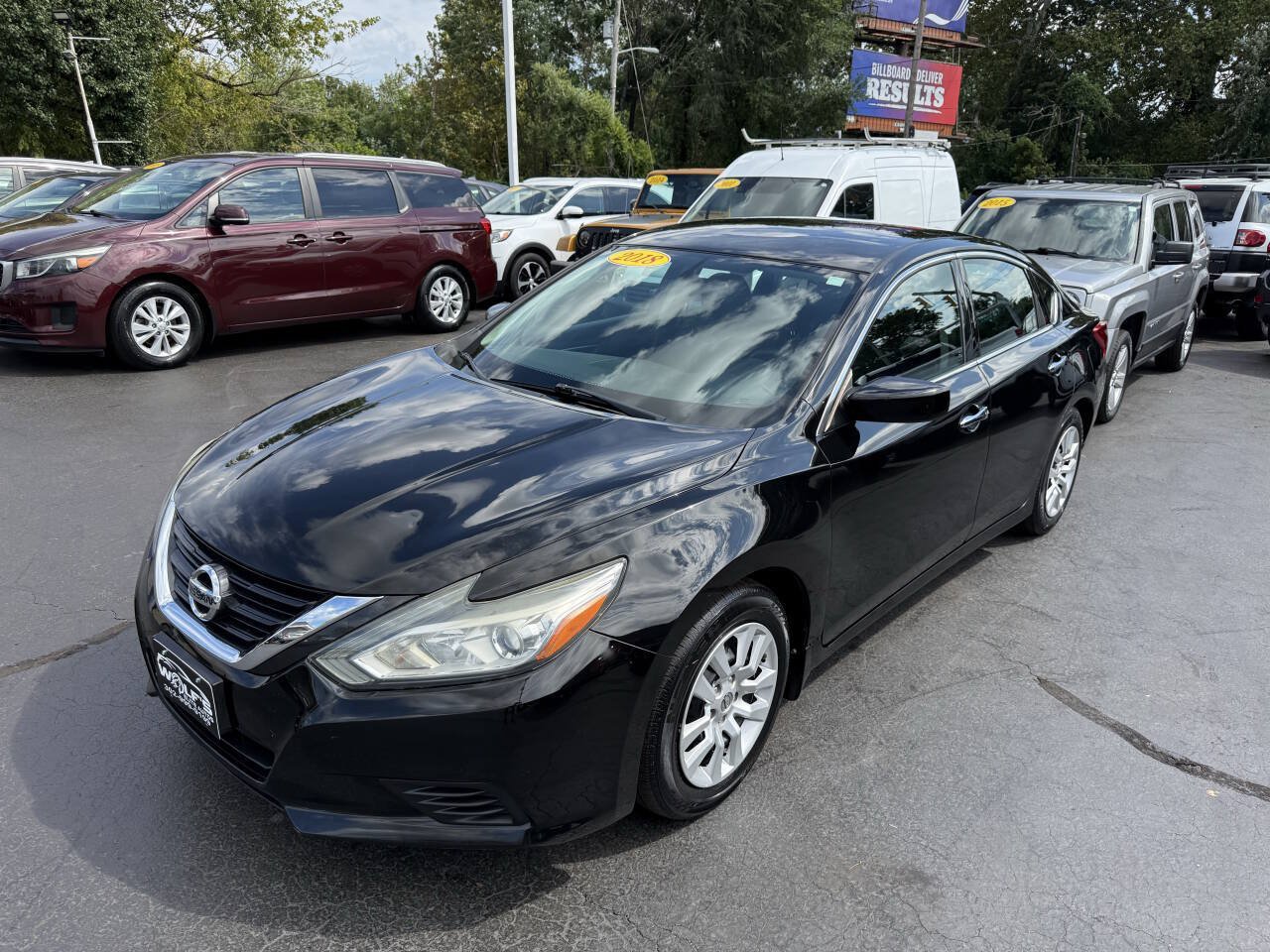 Used 2018 Nissan Altima 2.5 S w/ S Convenience Package FWD image 2