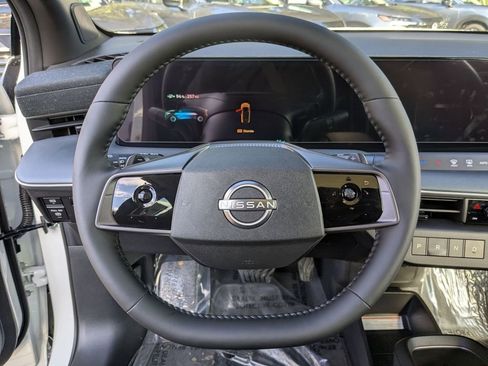 New 2026 Nissan Leaf Platinum+ w/ Cargo Package (Platinum+) image 15