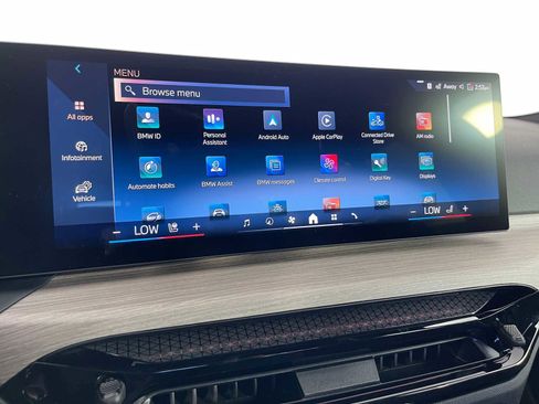 New 2026 BMW 330i Sedan w/ M Sport Package image 24