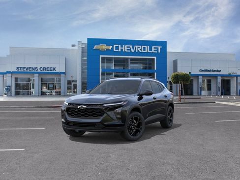 New 2026 Chevrolet Trax LT w/ Midnight Edition FWD image 33