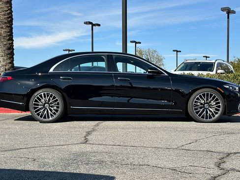 New 2025 Mercedes-Benz S 580 4MATIC Sedan image 7