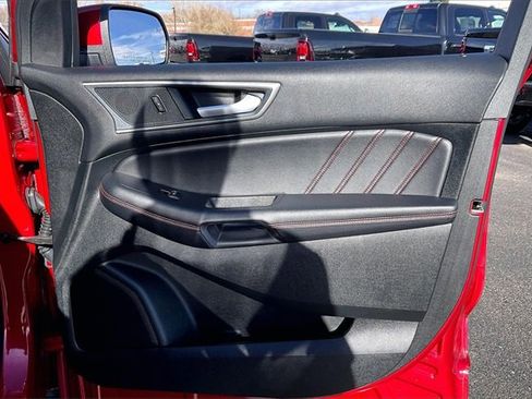 Used 2024 Ford Edge ST-Line image 19