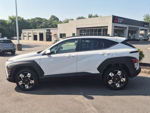 Used 2025 Hyundai Kona SEL AWD/4WD image 6