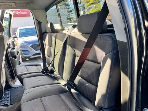 Used 2018 Chevrolet Silverado 1500 LT w/ Midnight Edition image 35