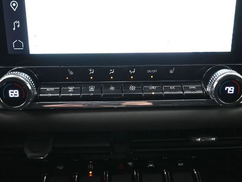 Used 2023 GMC Canyon Elevation w/ Convenience Package image 23