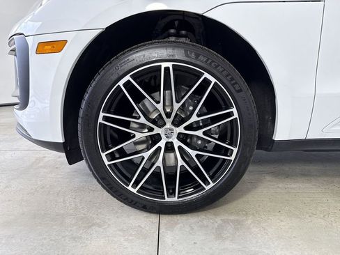 Certified 2026 Porsche Macan Turbo AWD/4WD image 13