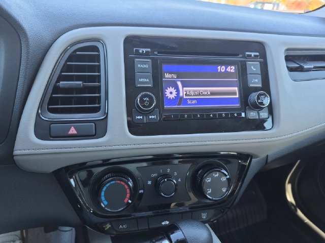 Used 2022 Honda HR-V LX image 20