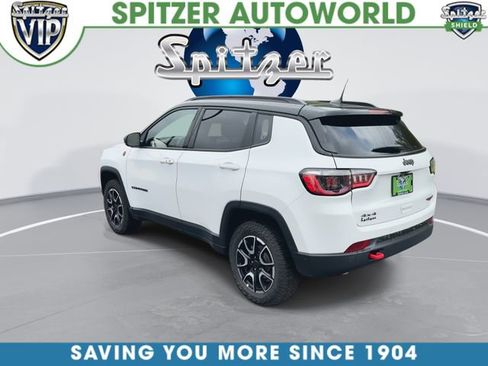 Used 2025 Jeep Compass Trailhawk AWD/4WD image 7