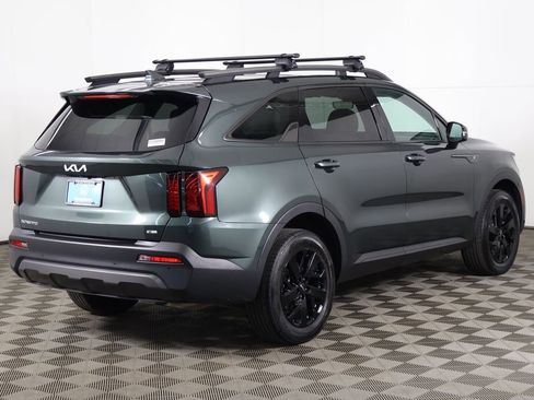 Used 2023 Kia Sorento S w/ Panoramic Sunroof Package AWD/4WD image 12