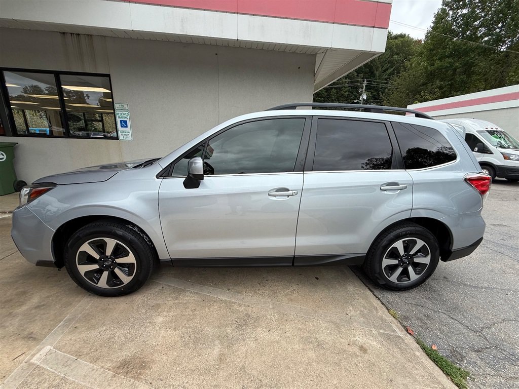 Used 2018 Subaru Forester 2.5i Limited AWD/4WD image 15