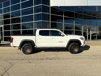 Used 2022 Toyota Tacoma SR5 w/ Trail Edition video 2