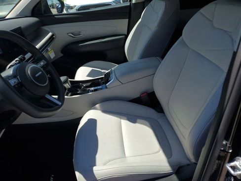 Certified 2025 Hyundai Tucson SEL FWD image 16