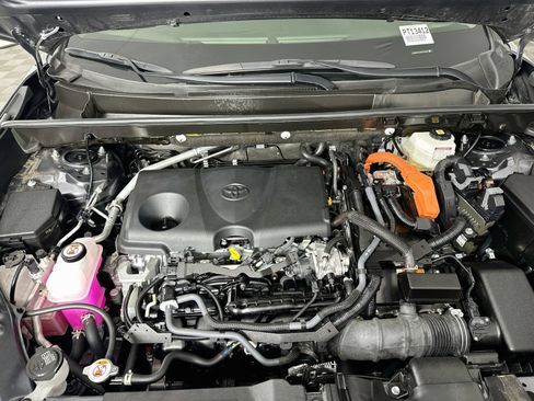 Certified 2024 Toyota RAV4 XLE w/ Convenience Package AWD/4WD image 31