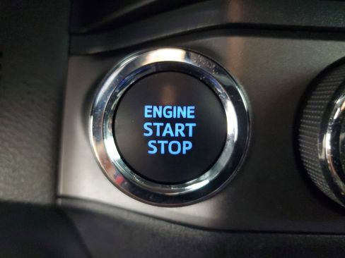 Used 2023 Toyota Tacoma TRD Off-Road image 19