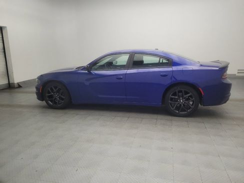 Used 2020 Dodge Charger SXT w/ Blacktop Package RWD image 3