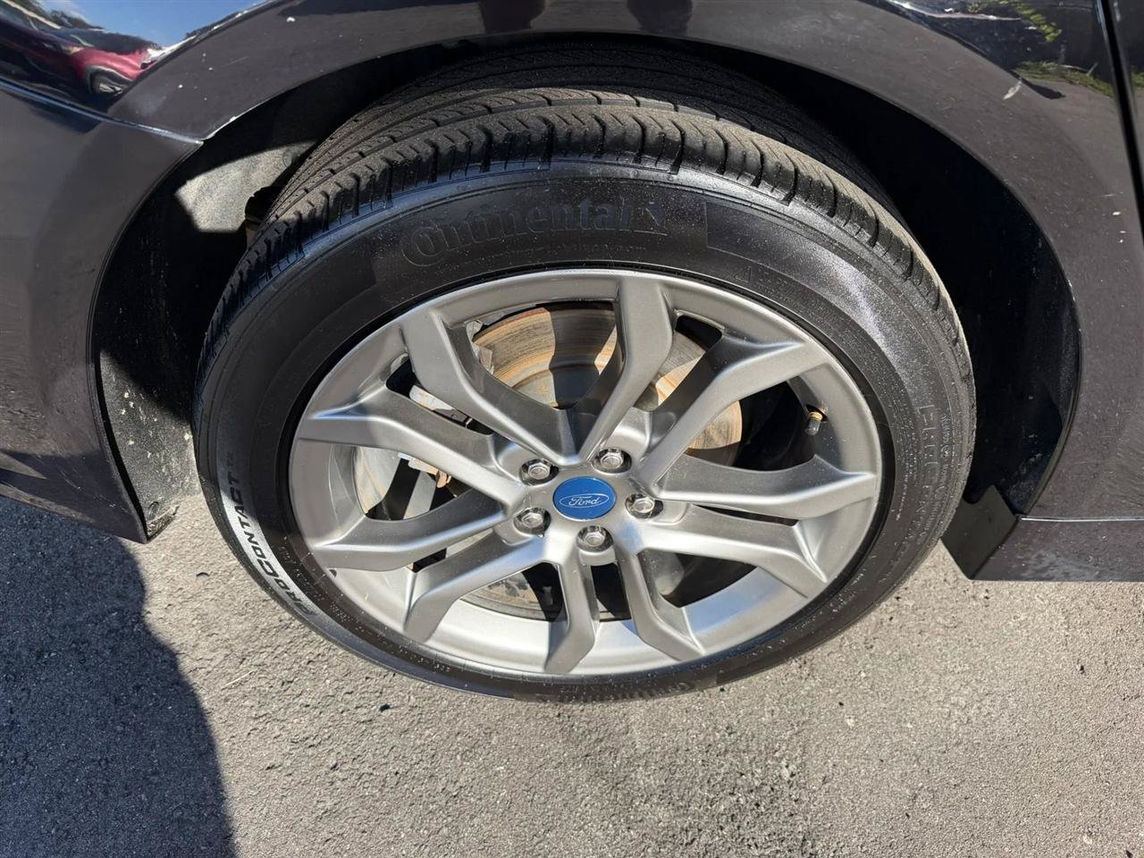 Used 2019 Ford Fusion SEL FWD image 17