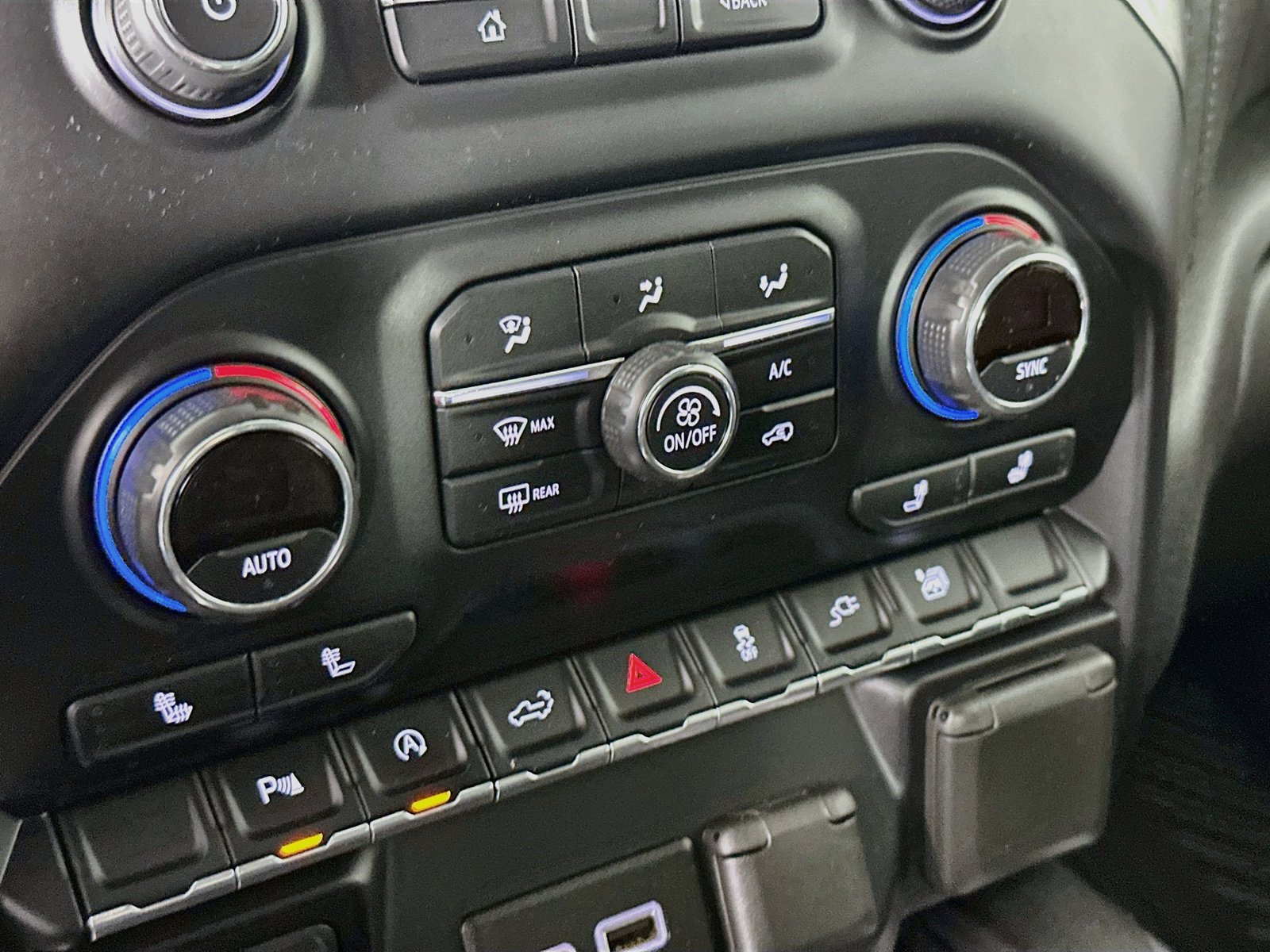 Used 2019 Chevrolet Silverado 1500 RST w/ True North Edition AWD/4WD image 17