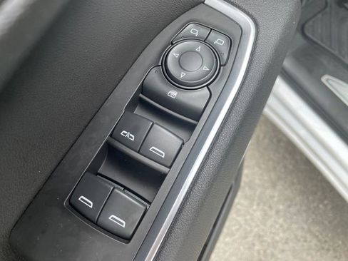 Used 2025 Chevrolet Silverado 1500 LT AWD/4WD image 26
